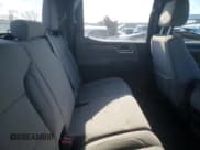 ✅ 2022 GMC Sierra 1500 SLE • VIN: 3GTPUBEKXNG550897 • Лот: 87754535. Опубликован ранее на Copart с пробегом 31 082 миль. Бесплатный доступ к архиву аукционных продаж из США и подробный отчёт об истории автомобиля на DreamBid. Изображение 10.