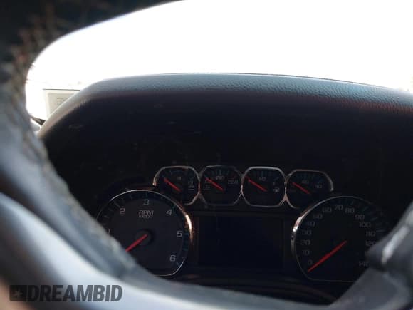 ✅ 2015 Chevrolet Suburban LT • VIN: 1GNSKJKC5FR688637 • Lot: 43232837. Listed on IAAI with 267,129 mi. Free auction sales archive from the USA and detailed vehicle history report at DreamBid. Image 15.