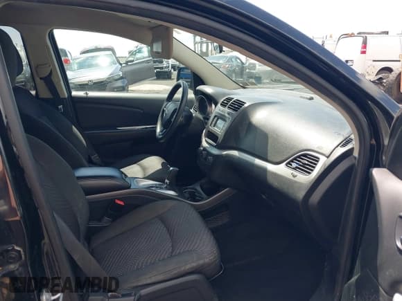 ✅ 2016 Dodge Journey SE • VIN: 3C4PDCABXGT222644 • Lot: 42154101. Wystawiony na IAAI z przebiegiem 127 536 mil. Bezpłatny archiwum sprzedaży aukcyjnych z USA i szczegółowy raport historii pojazdu na DreamBid. Zdjęcie 5.