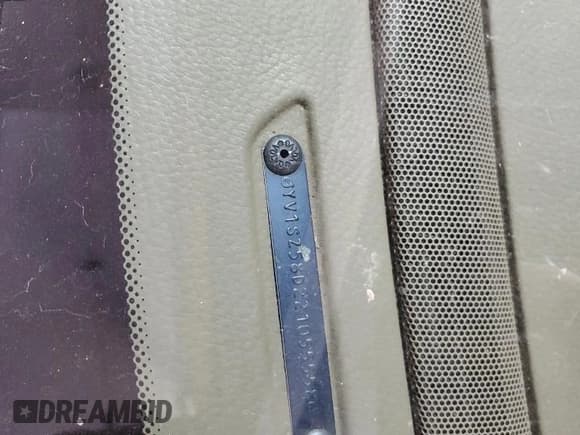 ✅ 2002 Volvo V70 • VIN: YV1SZ58D221055558 • Lot: 65963105. Listed on Copart with 181,044 mi. Free auction sales archive from the USA and detailed vehicle history report at DreamBid. Image 13.