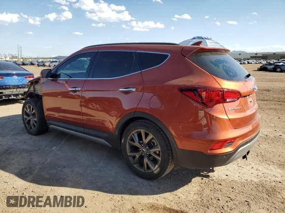 ✅ 2017 Hyundai Santa Fe Ultimate • VIN: 5XYZW4LA4HG465663 • Лот: 71105393. Опубликован ранее на Copart с пробегом 63 619 миль. Бесплатный доступ к архиву аукционных продаж из США и подробный отчёт об истории автомобиля на DreamBid. Изображение 2.