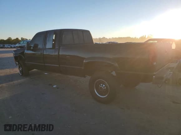 ✅ 1992 GMC Sierra 2500 • VIN: 2GTGK29K5N1524944 • Lot: 75179194. Wystawiony na Copart z przebiegiem 174 844 mil. Bezpłatny archiwum sprzedaży aukcyjnych z USA i szczegółowy raport historii pojazdu na DreamBid. Zdjęcie 2.