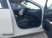 ✅ 2020 Kia Forte LXS • VIN: 3KPF24AD6LE207260 • Lot: 43538683. Wystawiony na IAAI z przebiegiem 57 640 mil. Bezpłatny archiwum sprzedaży aukcyjnych z USA i szczegółowy raport historii pojazdu na DreamBid. Zdjęcie 5.