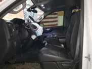 ✅ 2022 Chevrolet Silverado 1500 Custom • VIN: 3GCPYBEK8NG164578 • Lot: 51299555. Wystawiony na Copart z przebiegiem 34 630 mil. Bezpłatny archiwum sprzedaży aukcyjnych z USA i szczegółowy raport historii pojazdu na DreamBid. Zdjęcie 7.