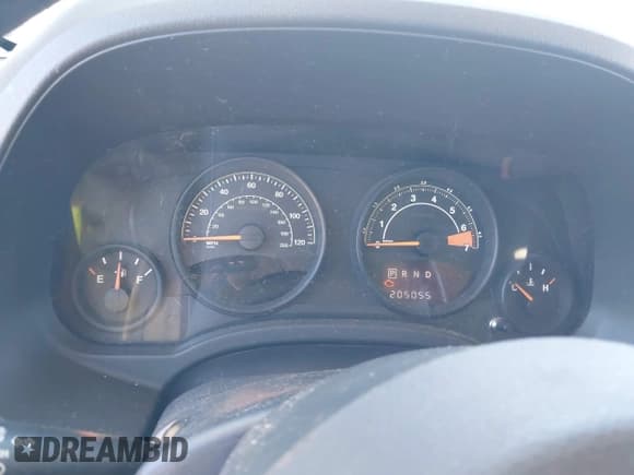 ✅ 2014 Jeep Patriot Sport • VIN: 1C4NJRBB8ED558233 • Лот: 43633685. Опубликован ранее на IAAI с пробегом 205 055 миль. Бесплатный доступ к архиву аукционных продаж из США и подробный отчёт об истории автомобиля на DreamBid. Изображение 7.