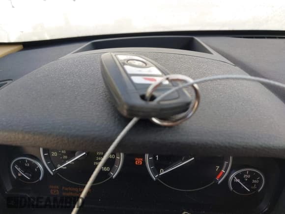 ✅ 2014 BMW X3 xDrive28i • VIN: 5UXWX9C50E0D33163 • Лот: 43178830. Опубликован ранее на IAAI с пробегом 154 134 миль. Бесплатный доступ к архиву аукционных продаж из США и подробный отчёт об истории автомобиля на DreamBid. Изображение 11.