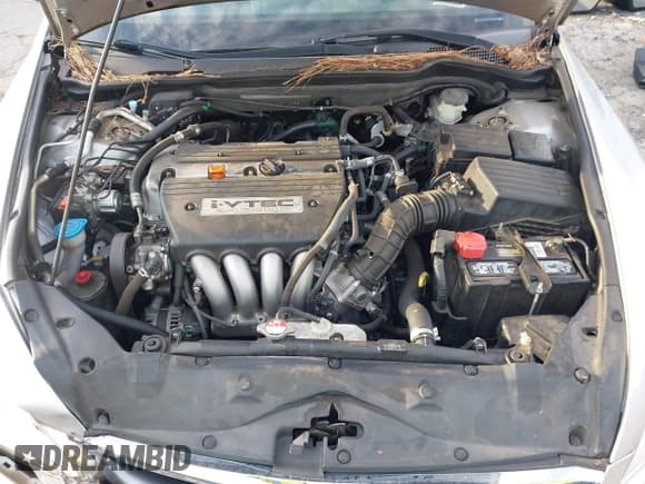 ✅ 2006 Honda Accord LX • VIN: 3HGCM564X6G710232 • Lot: 43398716. Listed on IAAI with 84,501 mi. Free auction sales archive from the USA and detailed vehicle history report at DreamBid. Image 10.