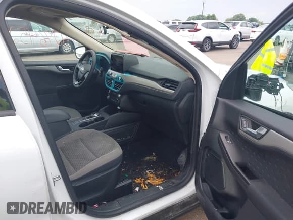 ✅ 2020 Ford Escape SE Sport Hybrid • VIN: 1FMCU9BZ2LUC19763 • Lot: 42764523. Listed on IAAI with 68,102 mi. Free auction sales archive from the USA and detailed vehicle history report at DreamBid. Image 5.