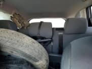 ✅ 2019 Kia Sorento L • VIN: 5XYPG4A37KG577602 • Лот: 70337585. Опубликован ранее на Copart с пробегом 110 224 миль. Бесплатный доступ к архиву аукционных продаж из США и подробный отчёт об истории автомобиля на DreamBid. Изображение 10.