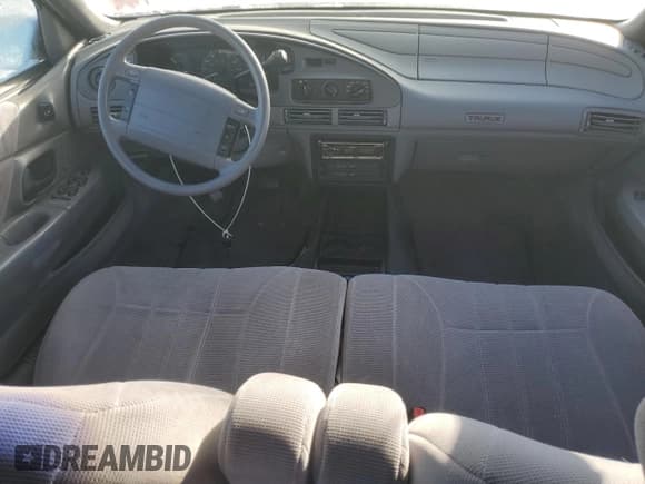 ✅ 1993 Ford Taurus GL • VIN: 1FALP52U2PG147367 • Lot: 42258795. Wystawiony na Copart z przebiegiem 68 209 mil. Bezpłatny archiwum sprzedaży aukcyjnych z USA i szczegółowy raport historii pojazdu na DreamBid. Zdjęcie 8.