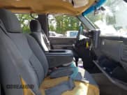 ✅ 2004 Chevrolet Silverado 2500HD LS • VIN: 1GCHC23U74F187387 • Лот: 42452518. Опубликован ранее на IAAI с пробегом 259 952 миль. Бесплатный доступ к архиву аукционных продаж из США и подробный отчёт об истории автомобиля на DreamBid. Изображение 5.