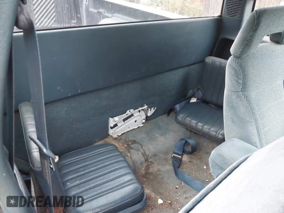 ✅ 1995 Chevrolet S-10 LS • VIN: 1GCCS19W6S8222261 • Лот: 43719949. Опубликован ранее на IAAI с пробегом 206 966 миль. Бесплатный доступ к архиву аукционных продаж из США и подробный отчёт об истории автомобиля на DreamBid. Изображение 8.