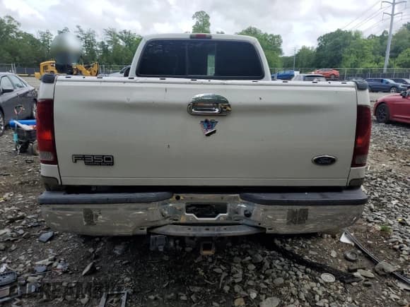 ✅ 2004 Ford F-350 XL • VIN: 1FTWX33P64EC85537 • Lot: 54480415. Listed on Copart with Not provided. Free auction sales archive from the USA and detailed vehicle history report at DreamBid. Image 6.