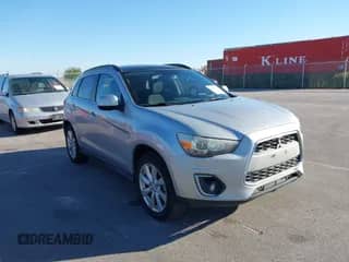 2013 Mitsubishi Outlander SE with VIN 4A4AR4AU5DE006560, listed as a IAAI auction lot 43419070 with 173,159 mi miles and . Bid and sale history available at DreamBid. Image 1.