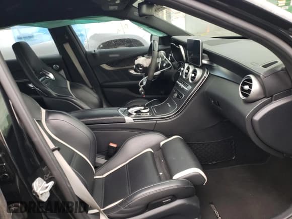 ✅ 2015 Mercedes-Benz C 63 S AMG • VIN: 55SWF8HB8FU074532 • Lot: 51031822. Listed on Copart with Not provided. Free auction sales archive from the USA and detailed vehicle history report at DreamBid. Image 5.