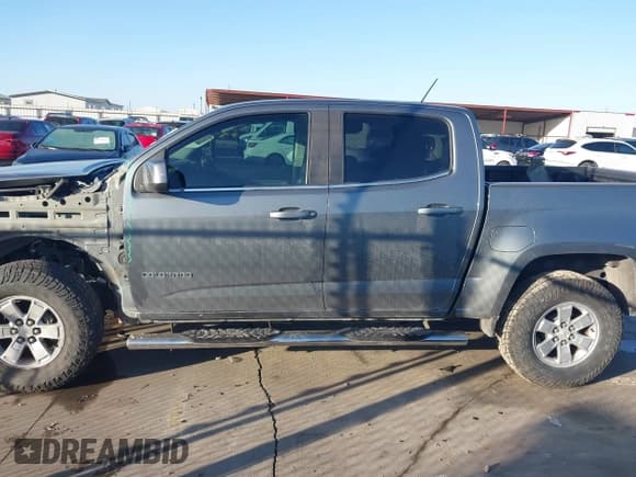 ✅ 2018 Chevrolet Colorado 2WD Work Truck • VIN: 1GCGSBEA6J1237688 • Lot: 41478016. Listed on IAAI with 58,053 mi. Free auction sales archive from the USA and detailed vehicle history report at DreamBid. Image 15.