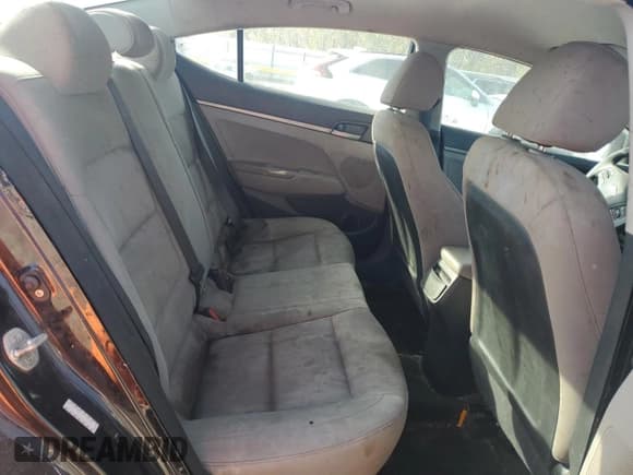 ✅ 2017 Hyundai Elantra SE • VIN: KMHD74LF1HU371107 • Lot: 92293975. Listed on Copart with 184,362 mi. Free auction sales archive from the USA and detailed vehicle history report at DreamBid. Image 10.