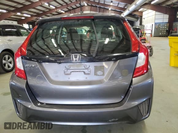✅ 2017 Honda Fit LX • VIN: 3HGGK5G52HM704850 • Lot: 85132715. Listed on Copart with 173,237 mi. Free auction sales archive from the USA and detailed vehicle history report at DreamBid. Image 6.