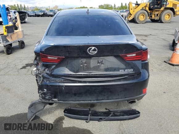 ✅ 2014 Lexus IS 250 • VIN: JTHBF1D22E5018176 • Lot: 54751925. Listed on Copart with 114,490 mi. Free auction sales archive from the USA and detailed vehicle history report at DreamBid. Image 6.