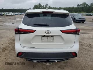 ✅ 2021 Toyota Highlander XLE • VIN: 5TDGZRAH7MS515190 • Lot: 81924765. Wystawiony na Copart z przebiegiem 51 106 mil. Bezpłatny archiwum sprzedaży aukcyjnych z USA i szczegółowy raport historii pojazdu na DreamBid. Zdjęcie 6.