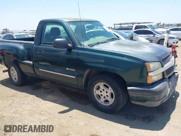 2004 Chevrolet Silverado 1500 z VIN 1GCEC14T34Z152427, wystawiony jako IAAI lot #42623777 z przebiegiem 109 982 mil mil oraz . Historia ofert i sprzedaży dostępna na DreamBid. Obrazek 1.