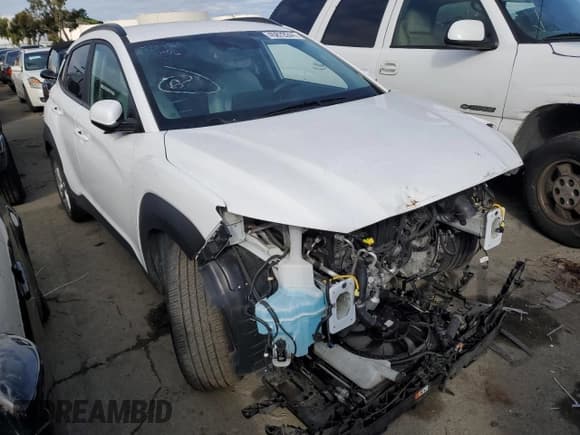 ✅ 2022 Hyundai Kona SEL • VIN: KM8K62AB8NU811057 • Лот: 45872244. Опубликован ранее на Copart с пробегом 25 636 миль. Бесплатный доступ к архиву аукционных продаж из США и подробный отчёт об истории автомобиля на DreamBid. Изображение 4.