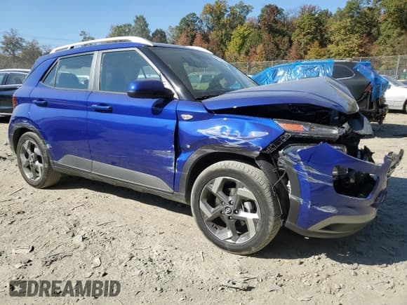 ✅ 2024 Hyundai Venue SEL • VIN: KMHRC8A34RU300146 • Lot: 76983524. Listed on Copart with 6,273 mi. Free auction sales archive from the USA and detailed vehicle history report at DreamBid. Image 4.