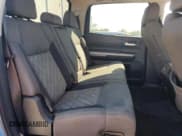 ✅ 2019 Toyota Tundra SR5 • VIN: 5TFDW5F13KX789686 • Лот: 71045115. Опубликован ранее на Copart с пробегом 92 466 миль. Бесплатный доступ к архиву аукционных продаж из США и подробный отчёт об истории автомобиля на DreamBid. Изображение 10.