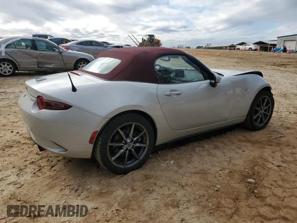 ✅ 2018 Mazda MX-5 Miata Grand Touring • VIN: JM1NDAD79J0202215 • Lot: 85040364. Listed on Copart with 60,203 mi. Free auction sales archive from the USA and detailed vehicle history report at DreamBid. Image 3.