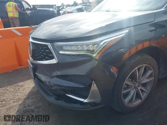 ✅ 2019 Acura RDX Technology • VIN: 5J8TC2H58KL008382 • Lot: 43274999. Wystawiony na IAAI z przebiegiem 37 505 mil. Bezpłatny archiwum sprzedaży aukcyjnych z USA i szczegółowy raport historii pojazdu na DreamBid. Zdjęcie 6.