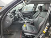 ✅ 2015 BMW X1 xDrive28i • VIN: WBAVL1C53FVY39711 • Lot: 90137785. Listed on Copart with 157,346 mi. Free auction sales archive from the USA and detailed vehicle history report at DreamBid. Image 7.