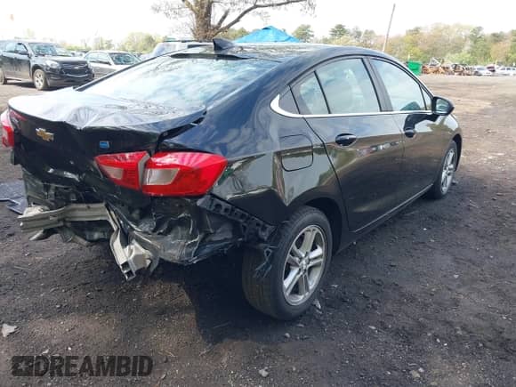 2017 Chevrolet Cruze LT with VIN 1G1BH5SE1H7232156, listed as a IAAI auction lot 42081488 with 133,999 mi miles and . Bid and sale history available at DreamBid. Image 4.