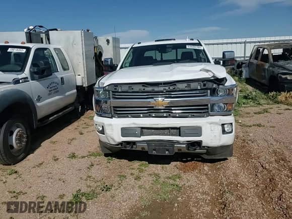 2016 Chevrolet Silverado 3500HD High Country с VIN 1GC4K1E87GF201109, выставлен на аукционе Copart как лот 63688765 с пробегом Не указан миль и Списание • Salvage title. История ставок и продаж доступна на DreamBid. Изображение 13.