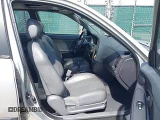 ✅ 2005 Hyundai Elantra GLS • VIN: KMHDN46D45U028030 • Lot: 42071399. Wystawiony na IAAI z przebiegiem 111 048 mil. Bezpłatny archiwum sprzedaży aukcyjnych z USA i szczegółowy raport historii pojazdu na DreamBid. Zdjęcie 5.