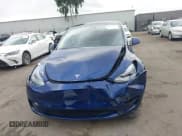 ✅ 2023 Tesla Model Y Performance • VIN: 7SAYGDEF1PF834554 • Lot: 43713737. Wystawiony na IAAI z przebiegiem 23 858 mil. Bezpłatny archiwum sprzedaży aukcyjnych z USA i szczegółowy raport historii pojazdu na DreamBid. Zdjęcie 13.