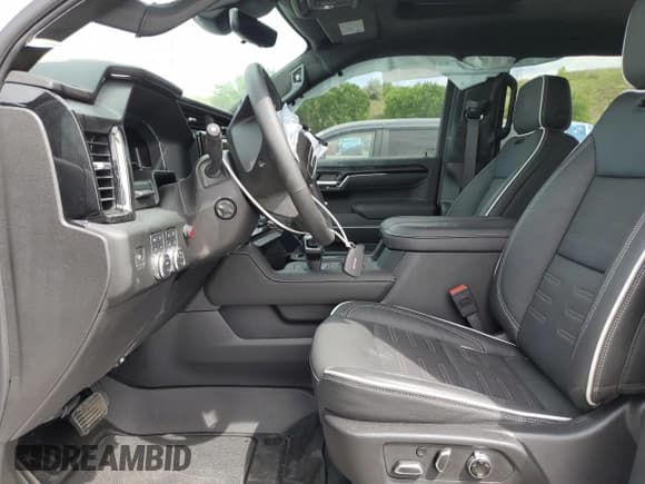 ✅ 2025 GMC Sierra 1500 AT4X • VIN: 3GTUUFE81SG204697 • Лот: 59916795. Опубликован ранее на Copart с пробегом 1 775 миль. Бесплатный доступ к архиву аукционных продаж из США и подробный отчёт об истории автомобиля на DreamBid. Изображение 7.