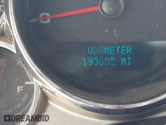 ✅ 2007 Chevrolet Silverado 2500HD 1LT • VIN: 1GCHK24687E541687 • Lot: 42593318. Wystawiony na IAAI z przebiegiem 193 652 mil. Bezpłatny archiwum sprzedaży aukcyjnych z USA i szczegółowy raport historii pojazdu na DreamBid. Zdjęcie 15.