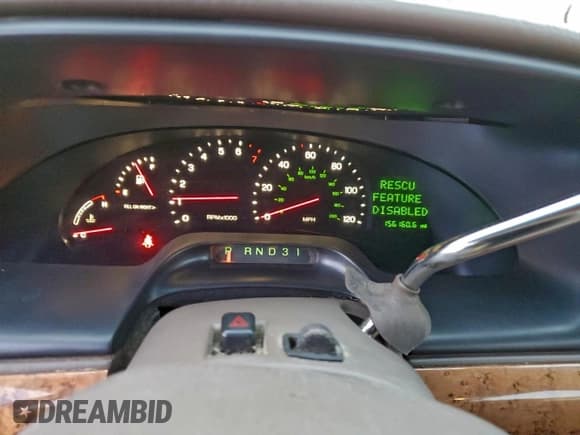 ✅ 1998 Lincoln Continental • VIN: 1LNFM97V8WY605717 • Lot: 94160785. Wystawiony na Copart z przebiegiem 156 160 mil. Bezpłatny archiwum sprzedaży aukcyjnych z USA i szczegółowy raport historii pojazdu na DreamBid. Zdjęcie 9.