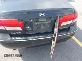 2007 Hyundai Azera SE с VIN KMHFC46F77A182333, выставлен на аукционе IAAI как лот 42380216 с пробегом 227 553 миль миль и . История ставок и продаж доступна на DreamBid. Изображение 6.