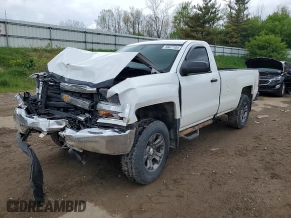 ✅ 2017 Chevrolet Silverado 1500 Work Truck • VIN: 1GCNKNEC6HZ328353 • Лот: 56677105. Опубликован ранее на Copart с пробегом 170 077 миль. Бесплатный доступ к архиву аукционных продаж из США и подробный отчёт об истории автомобиля на DreamBid. Изображение 1.