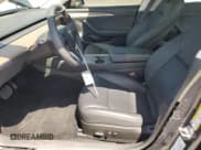 ✅ 2023 Tesla Model 3 • VIN: 5YJ3E1EA1PF694473 • Lot: 52097895. Wystawiony na Copart z przebiegiem 8 268 mil. Bezpłatny archiwum sprzedaży aukcyjnych z USA i szczegółowy raport historii pojazdu na DreamBid. Zdjęcie 7.