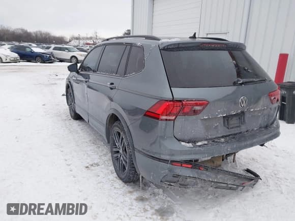 ✅ 2022 Volkswagen Tiguan SE R-Line Black • VIN: 3VVCB7AX9NM024296 • Лот: 41592795. Опубликован ранее на IAAI с пробегом 45 308 миль. Бесплатный доступ к архиву аукционных продаж из США и подробный отчёт об истории автомобиля на DreamBid. Изображение 3.