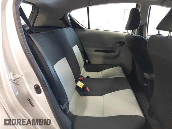 ✅ 2014 Toyota Prius Two • VIN: JTDKDTB37E1570181 • Lot: 43818310. Listed on IAAI with 155,531 mi. Free auction sales archive from the USA and detailed vehicle history report at DreamBid. Image 8.