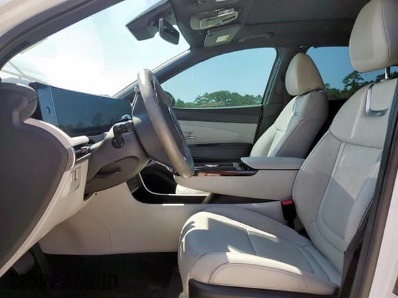 ✅ 2025 Hyundai Tucson Limited • VIN: 5NMJE3DE4SH494380 • Лот: 71786205. Опубликован ранее на Copart с пробегом 4 850 миль. Бесплатный доступ к архиву аукционных продаж из США и подробный отчёт об истории автомобиля на DreamBid. Изображение 7.