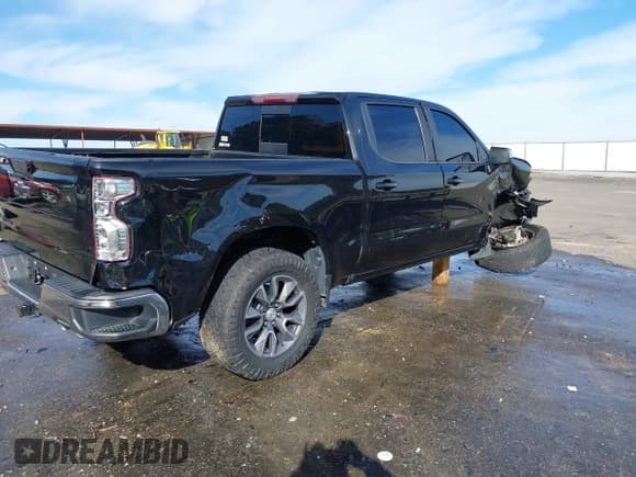 ✅ 2021 Chevrolet Silverado 1500 LT • VIN: 3GCUYDED7MG370442 • Lot: 43474501. Wystawiony na IAAI z przebiegiem 74 240 mil. Bezpłatny archiwum sprzedaży aukcyjnych z USA i szczegółowy raport historii pojazdu na DreamBid. Zdjęcie 18.