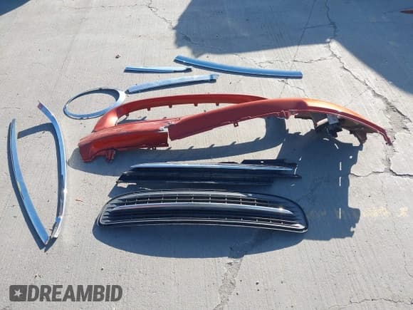 ✅ 2012 MINI Convertible • VIN: WMWZN3C54CT134124 • Lot: 42313148. Listed on IAAI with 119,963 mi. Free auction sales archive from the USA and detailed vehicle history report at DreamBid. Image 12.