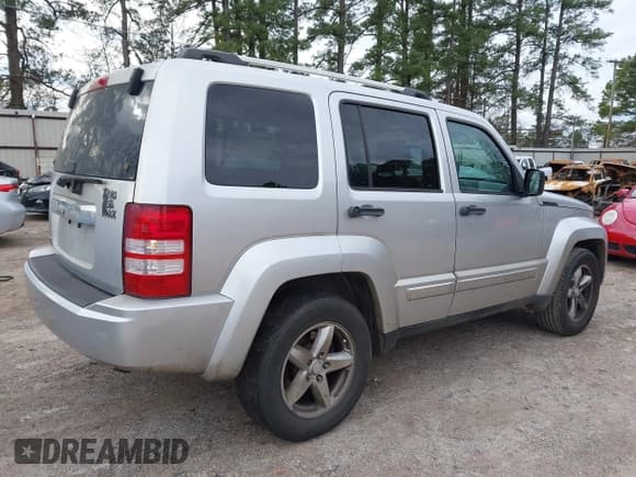 ✅ 2012 Jeep Liberty Limited • VIN: 1C4PJLCK7CW147797 • Lot: 41280146. Listed on IAAI with 122,342 mi. Free auction sales archive from the USA and detailed vehicle history report at DreamBid. Image 4.