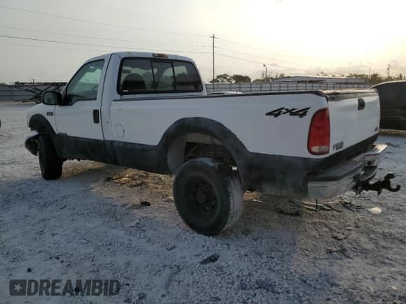 ✅ 2000 Ford F-250 XL • VIN: 1FTNF21F7YEA97991 • Lot: 54577544. Listed on Copart with 82,036 mi. Free auction sales archive from the USA and detailed vehicle history report at DreamBid. Image 2.