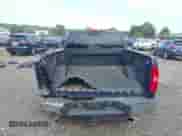 2009 Chevrolet Silverado 1500 LTZ z VIN 1GCEK39J19Z227509, wystawiony jako IAAI lot #43339769 z przebiegiem 98 235 mil mil oraz . Historia ofert i sprzedaży dostępna na DreamBid. Obrazek 17.