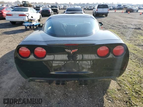 2007 Chevrolet Corvette with VIN 1G1YY25U875118015, listed as a Copart auction lot 82585534 with 161,401 mi miles and Salvage title. Bid and sale history available at DreamBid. Image 6.